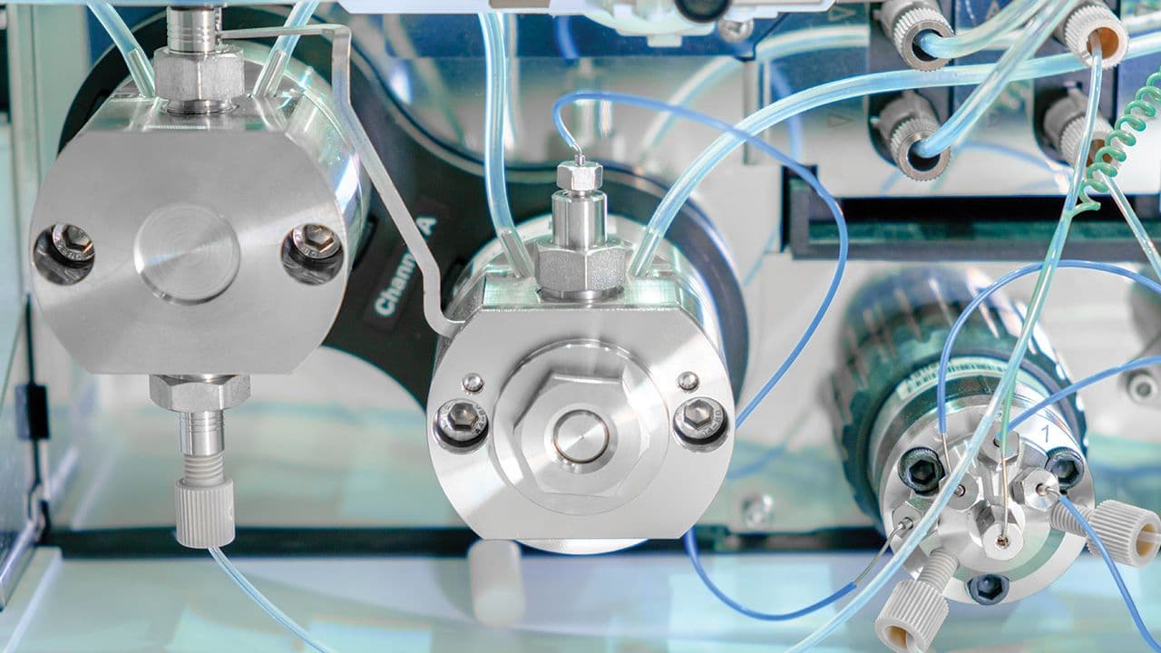 Binary pump in HPLC system. High performance liquid chromatography at analytical chemistry laboratory. | Image Credit: © vladim_ka - © vladim_ka - stock.adobe.com